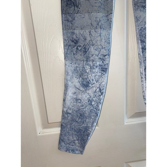 Lululemon Ebb To Train Tight  Seamless Leggings Size 6 - Picture 9 of 12